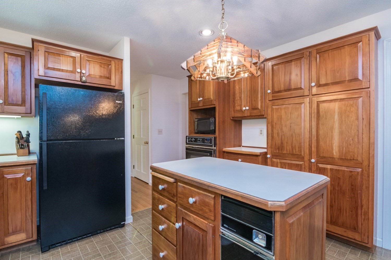 166 Harkness Road Amherst, MA 01002 - Photo 12 of 42 Gallery Image 12