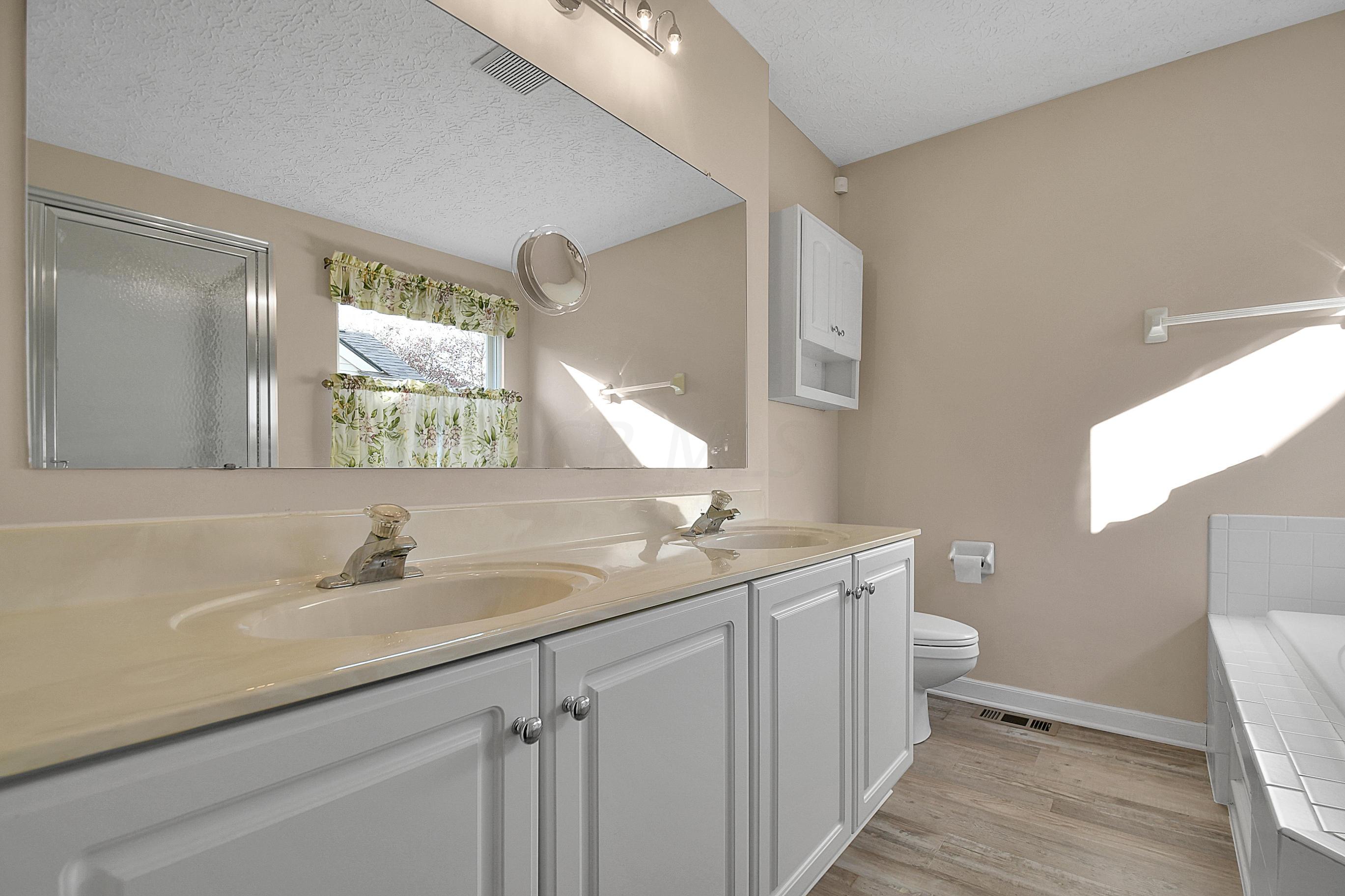 8159 Barlow Road Westerville, OH 43081 - Photo 19 of 37