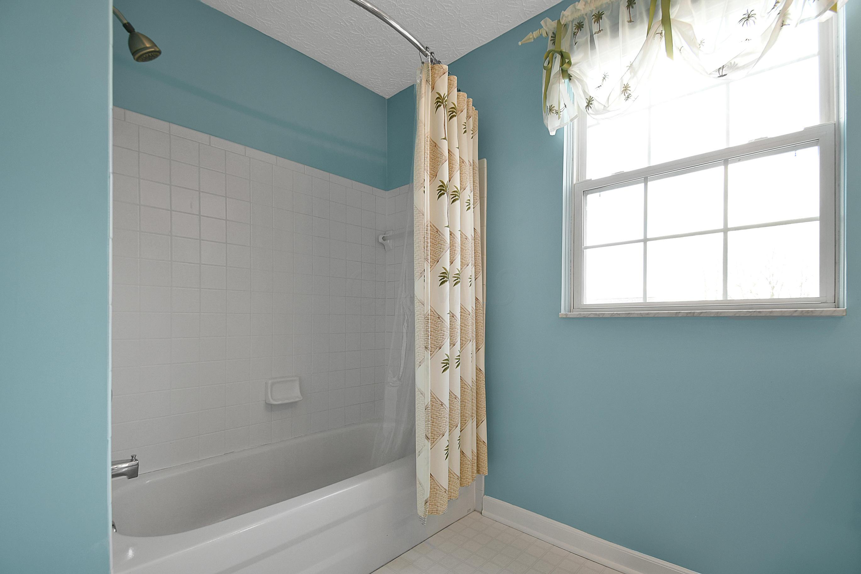 8159 Barlow Road Westerville, OH 43081 - Photo 24 of 37
