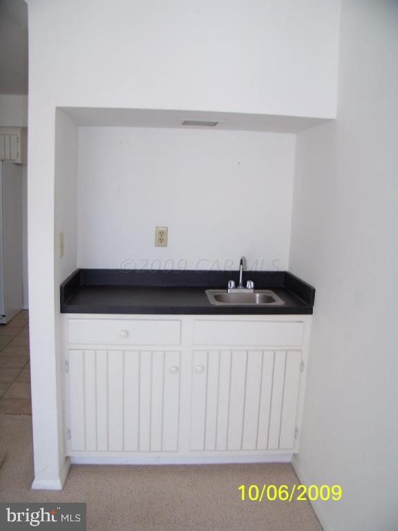 717 Rusty Anchor Road, Unit 3 Ocean City, MD 21842 - Photo 4 of 8 Gallery Image 4