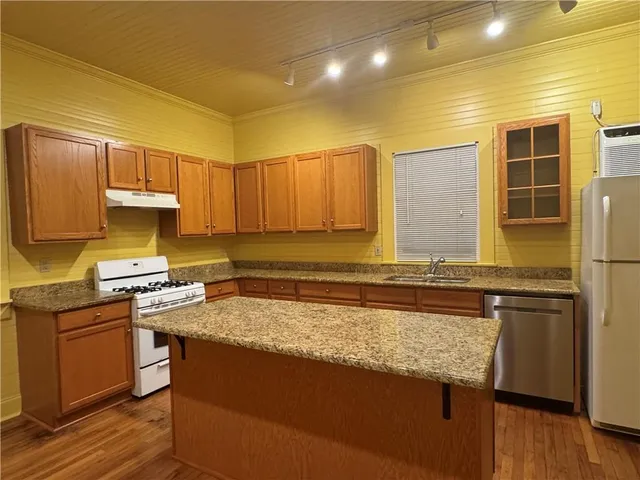 $1,750 | 8428 Birch Street, New Orleans, LA 70118