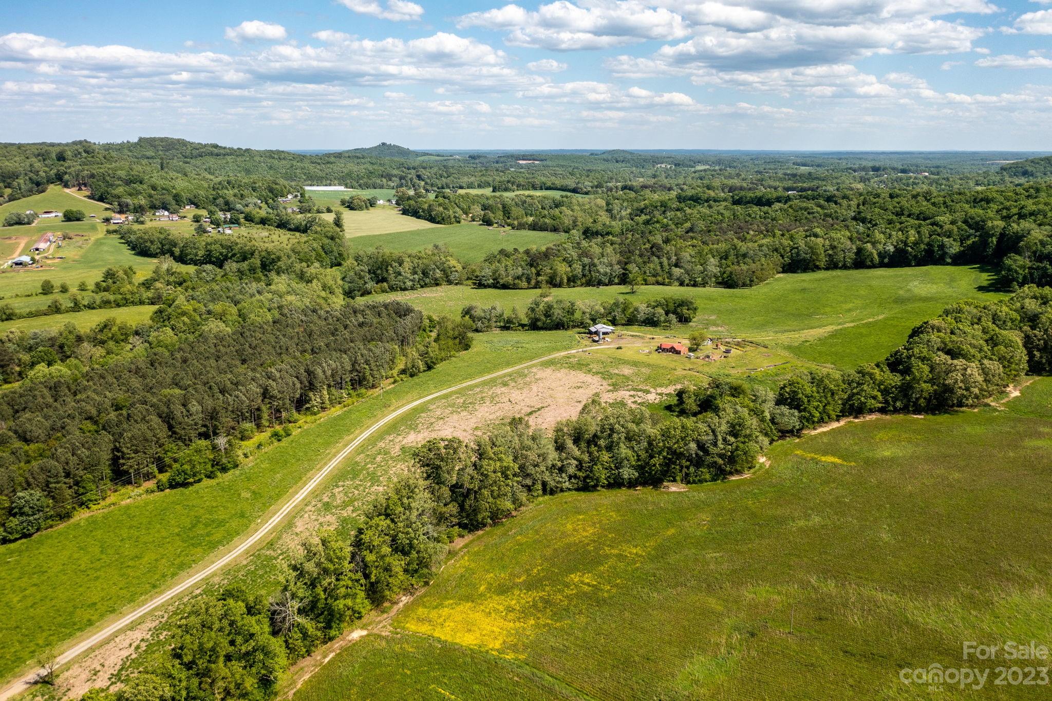 870 Groce Road Ronda, NC 28670 - Photo 23 of 36 Gallery Image 23
