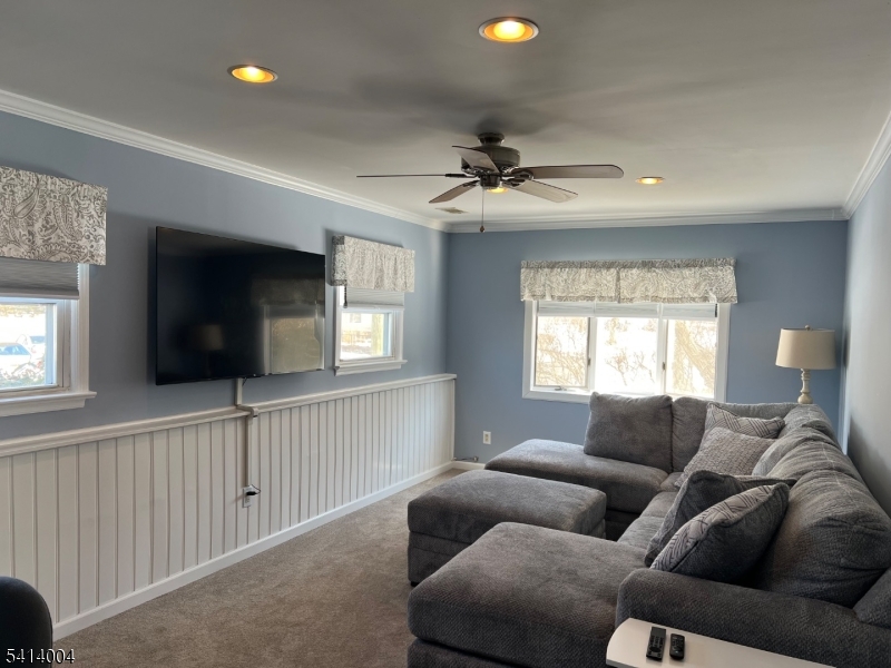 385 Colonial Avenue Union, NJ 07083 - Photo 15 of 27