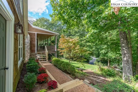 124 Trillium Cove Boone, NC 28607 - Photo 6 of 50