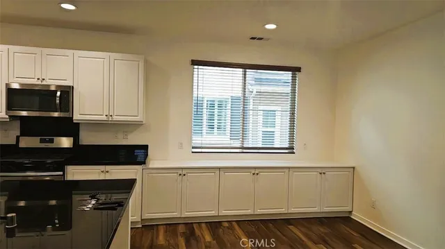 $3,900 | 371 North Bellarose Way, Anaheim, CA 92805