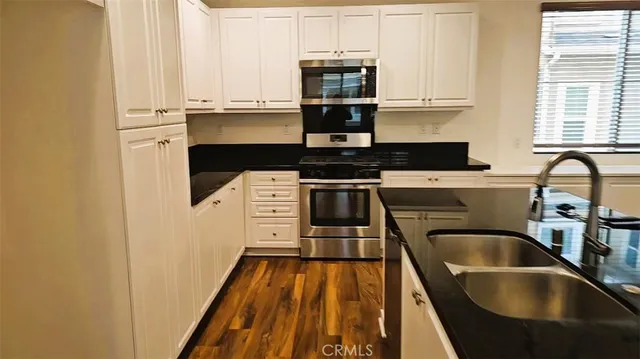 $3,900 | 371 North Bellarose Way, Anaheim, CA 92805