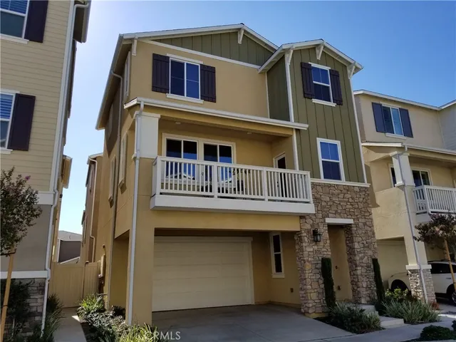 $3,900 | 371 North Bellarose Way, Anaheim, CA 92805