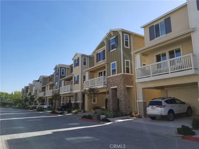 $3,900 | 371 North Bellarose Way, Anaheim, CA 92805