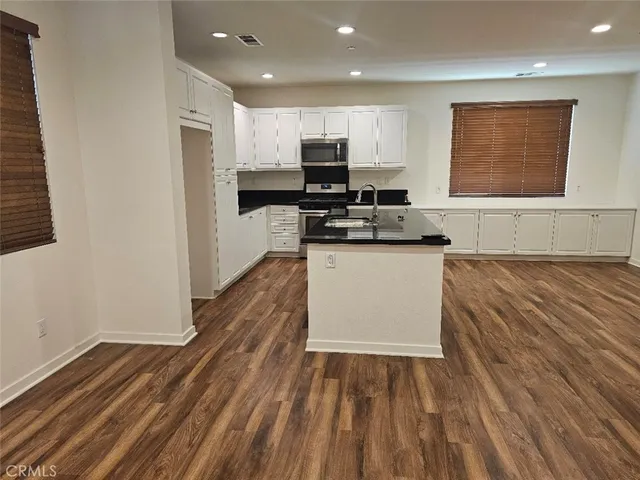 $3,900 | 371 North Bellarose Way, Anaheim, CA 92805