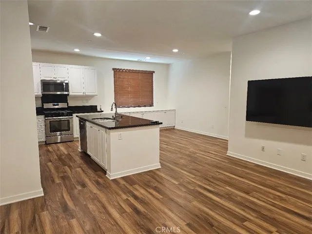 $3,900 | 371 North Bellarose Way, Anaheim, CA 92805