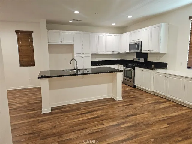 $3,900 | 371 North Bellarose Way, Anaheim, CA 92805