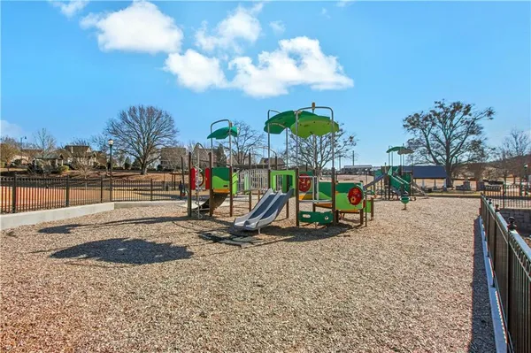 $2,900 | 1954 Sanford Drive, Atlanta, GA 30318