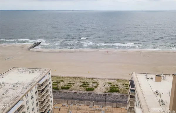 $639,000 | 425 Shore Road, Unit 2B, Long Beach, NY 11561