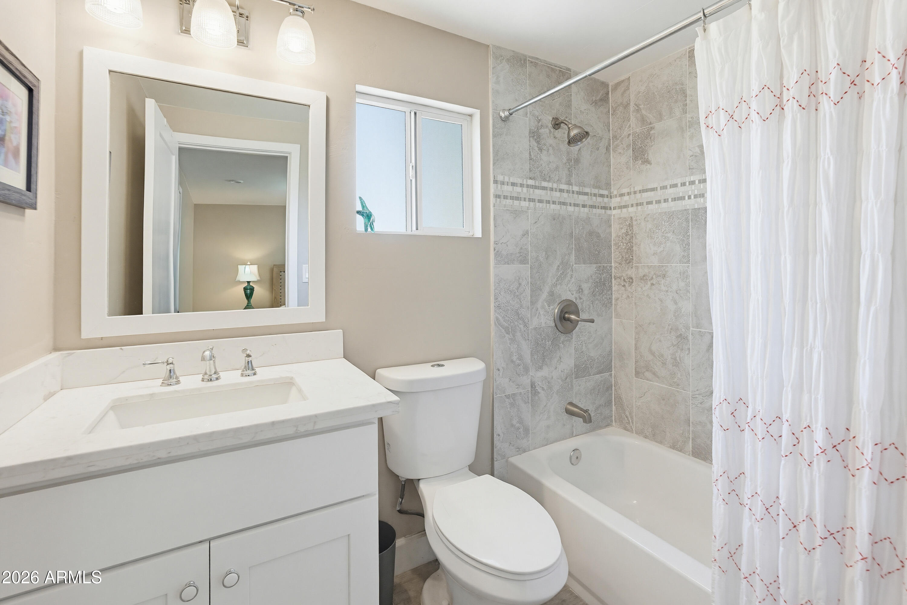 1603 West Rovey Avenue Phoenix, AZ 85015 - Photo 26 of 39 Third Bedroom with En Suite Bath