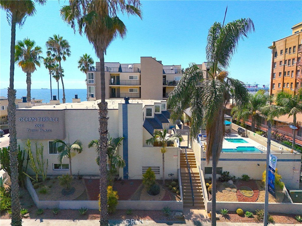 1 3rd Place, Unit 2 Long Beach, CA 90802 - Photo 44 of 70 Welcome to Ocean Terrace!