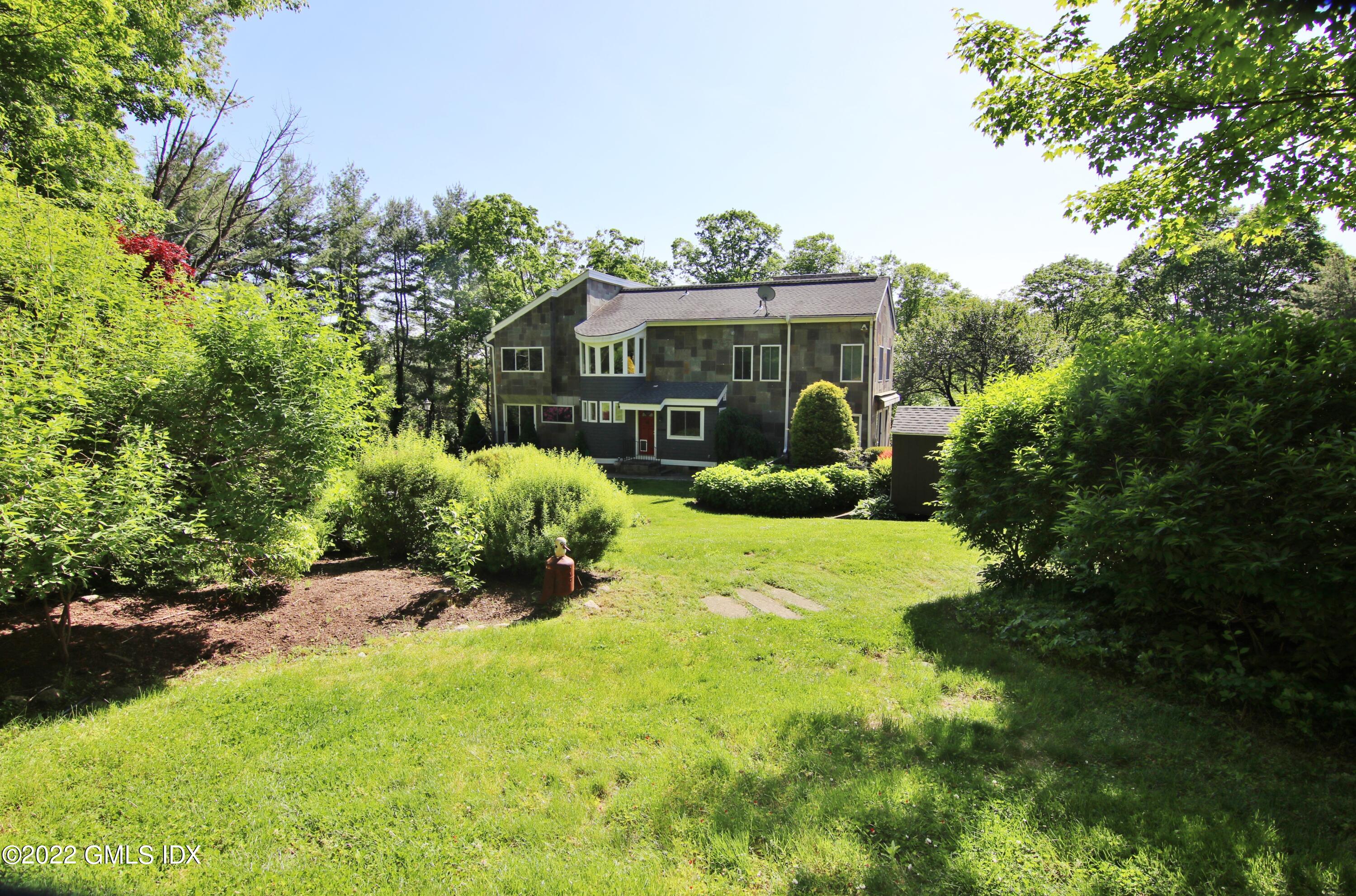 929 Riverbank Road Stamford, CT 06903 - Photo 34 of 42 Back of the House property