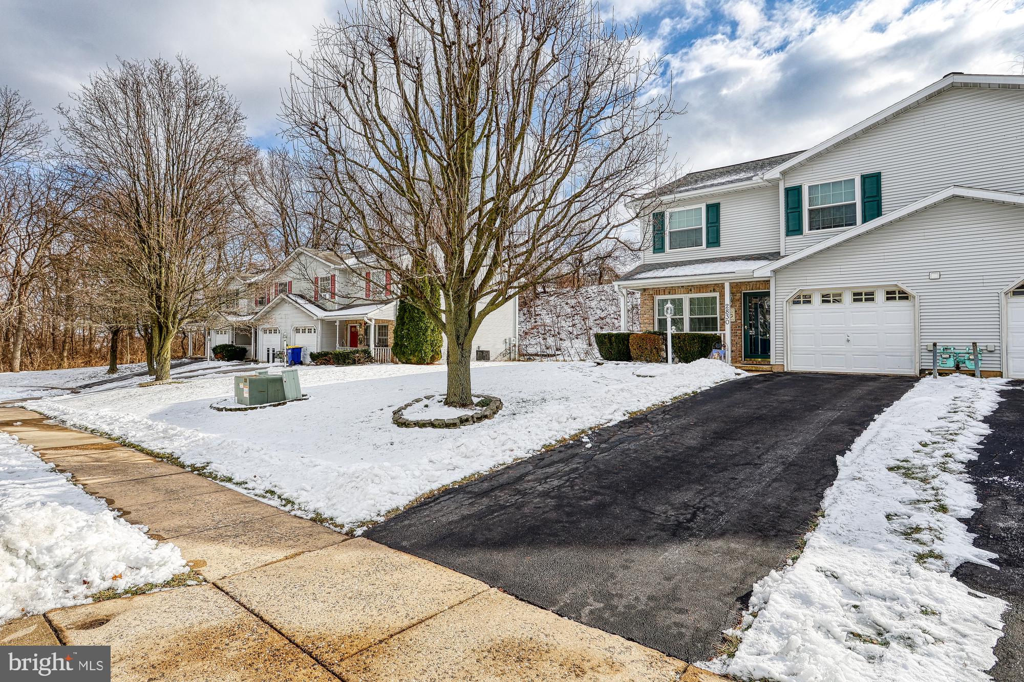 2830 Robin Road York, PA 17404 - Photo 3 of 34 Gallery Image 3