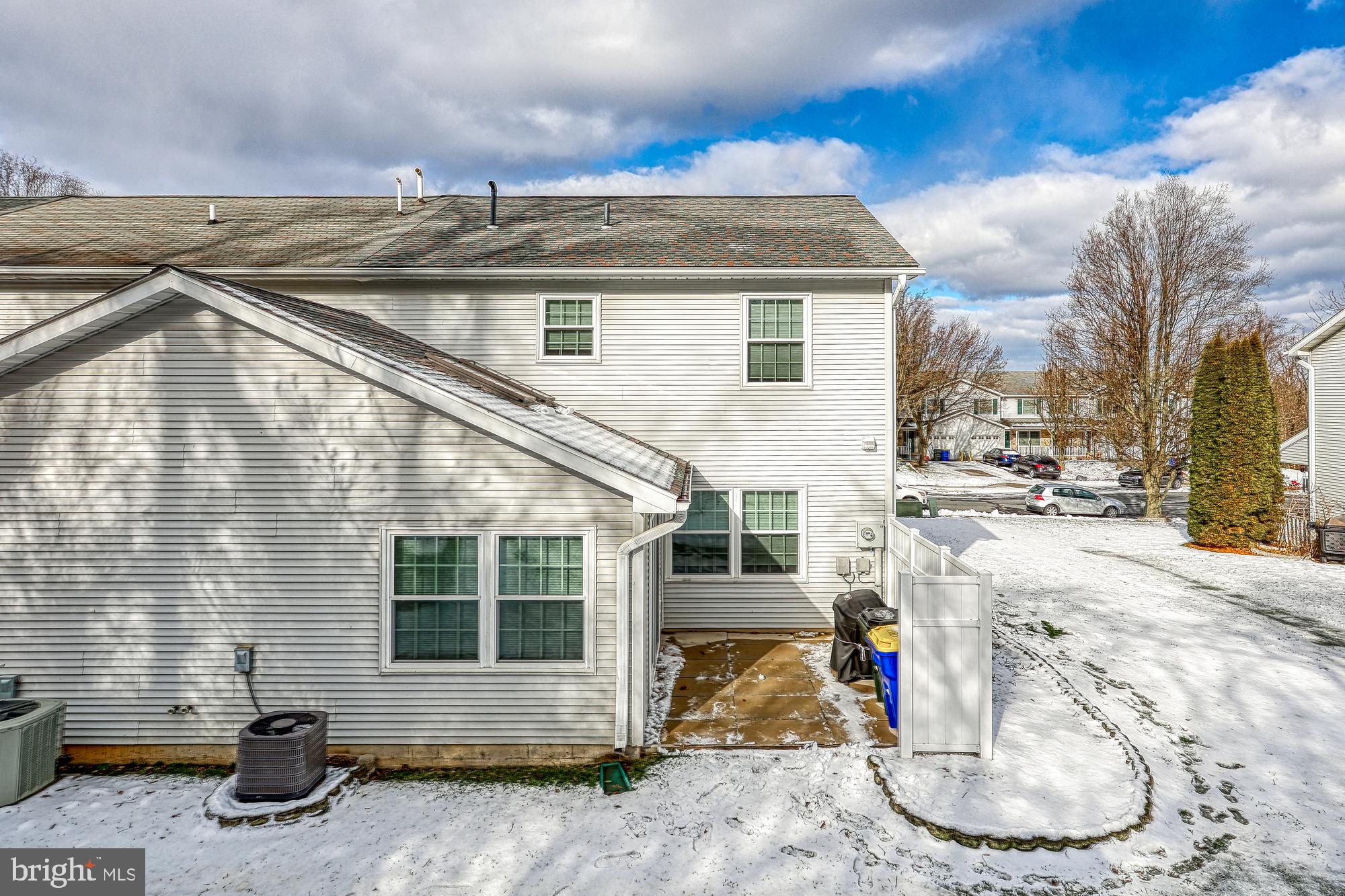 2830 Robin Road York, PA 17404 - Photo 8 of 34 Gallery Image 8