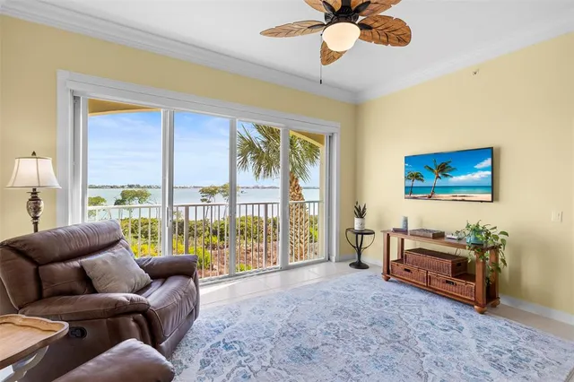 $489,000 | 21 Harbour Isle Drive West, Unit 203, Fort Pierce, FL 34949