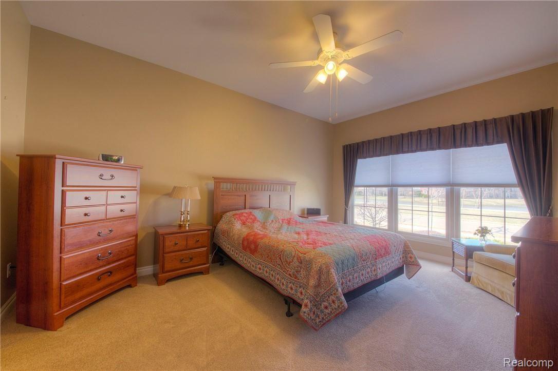 45916 South Stonewood Road Canton, MI 48187 - Photo 16 of 39 16 Master Bedroom.jpg
