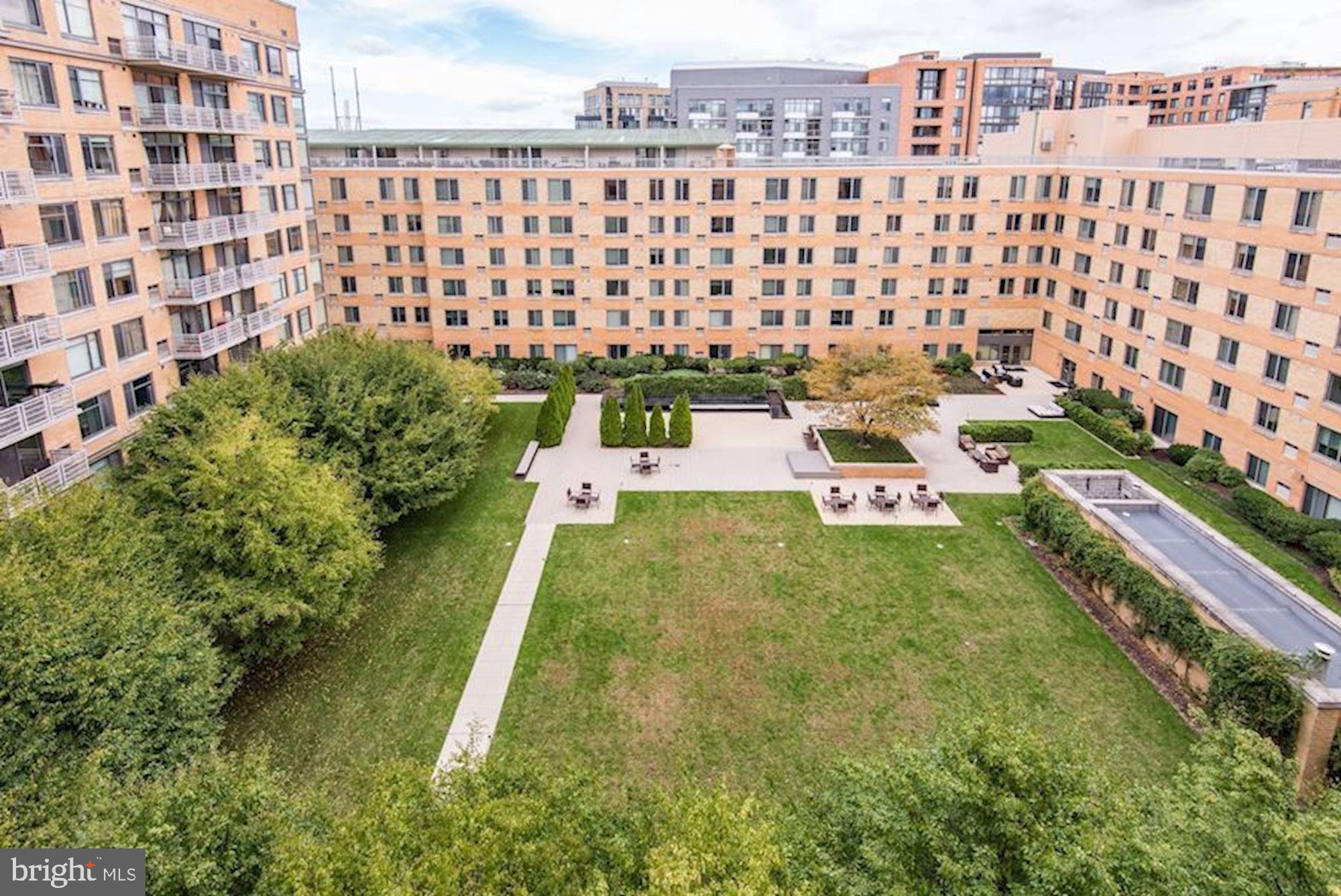 475 K Street Northwest, Unit 1105 Washington, DC 20001 - Photo 27 of 29 Balcony view