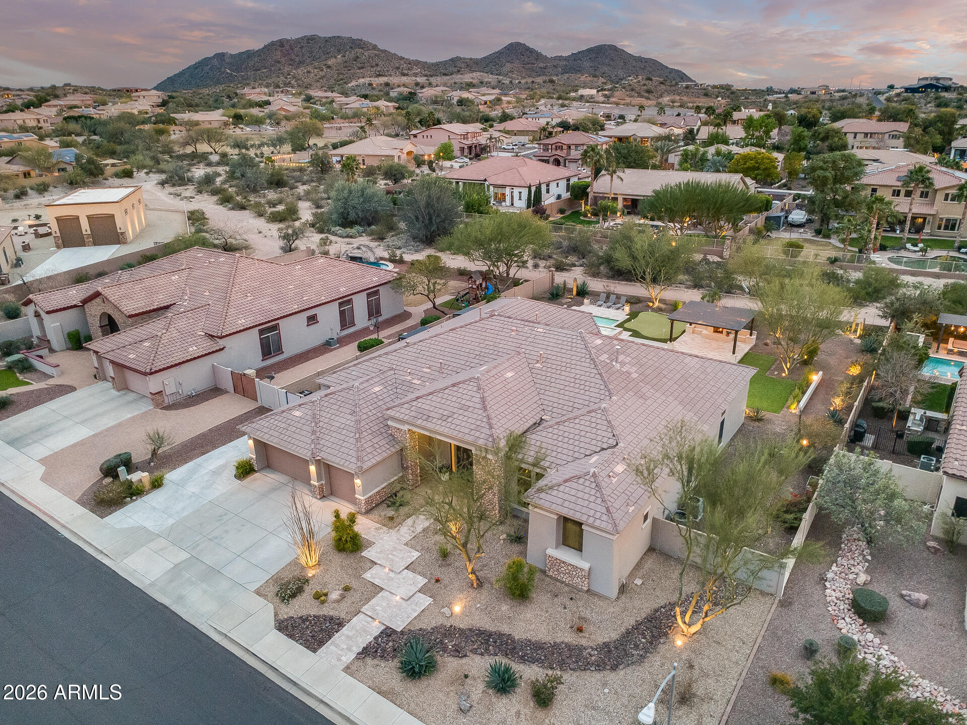 9187 West Bajada Road Peoria, AZ 85383 - Photo 10 of 100 5