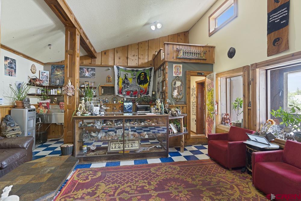 595 East 7th Avenue Durango, CO 81301 - Photo 19 of 34 a view of an entryway with a workspace