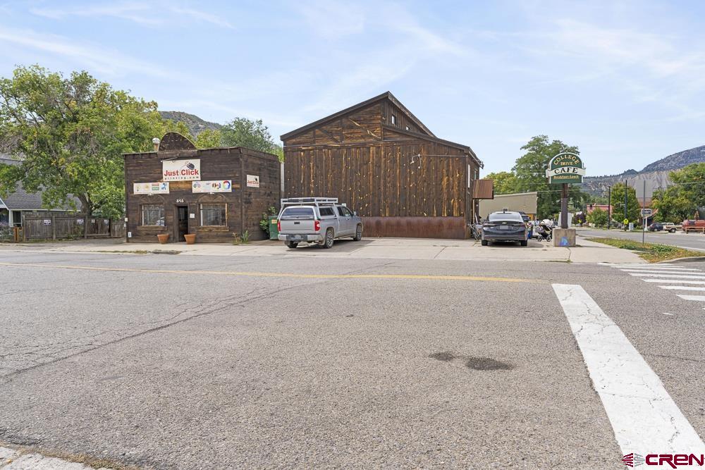 595 East 7th Avenue Durango, CO 81301 - Photo 26 of 34 a car parked in front of a house