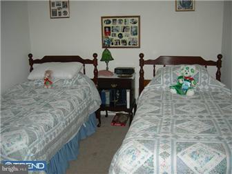 37 Brookside Road Glenside, PA 19038 - Photo 4 of 12 Gallery Image 4