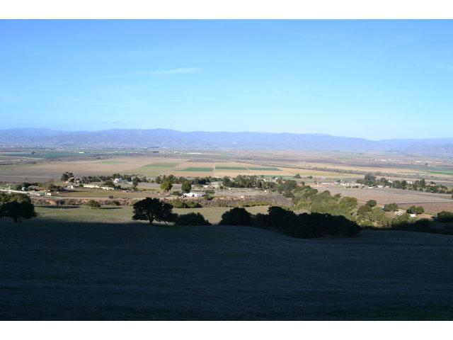 884 River Road Salinas, CA 93908 - Photo 1 of 2 Gallery Image 1
