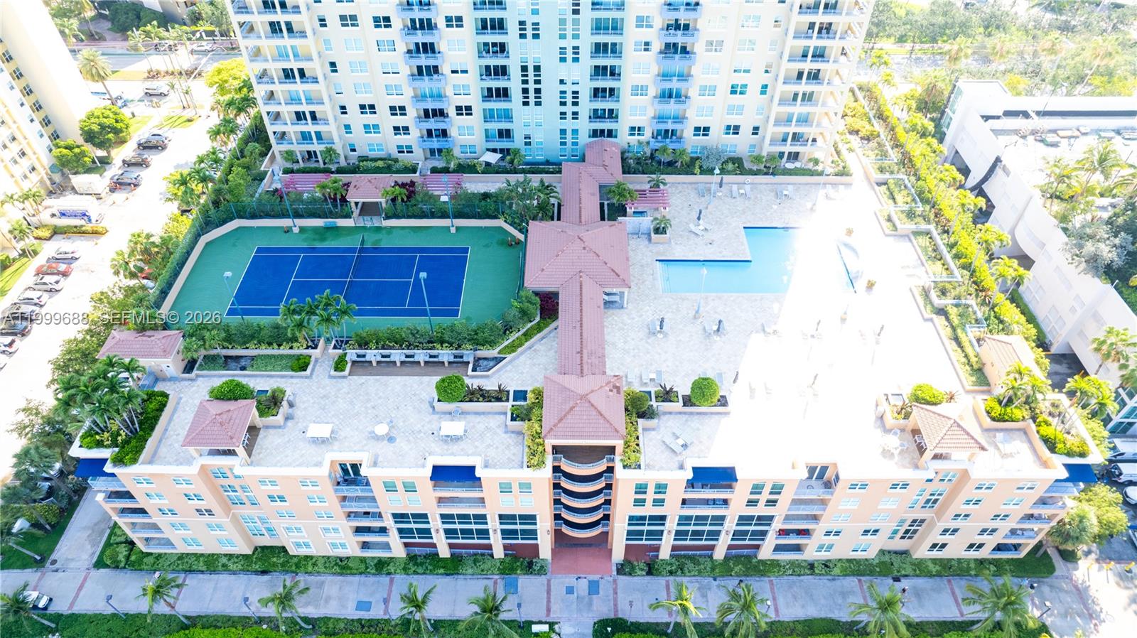 90 Alton Road, Unit 2807 Miami Beach, FL 33139 - Photo 26 of 27