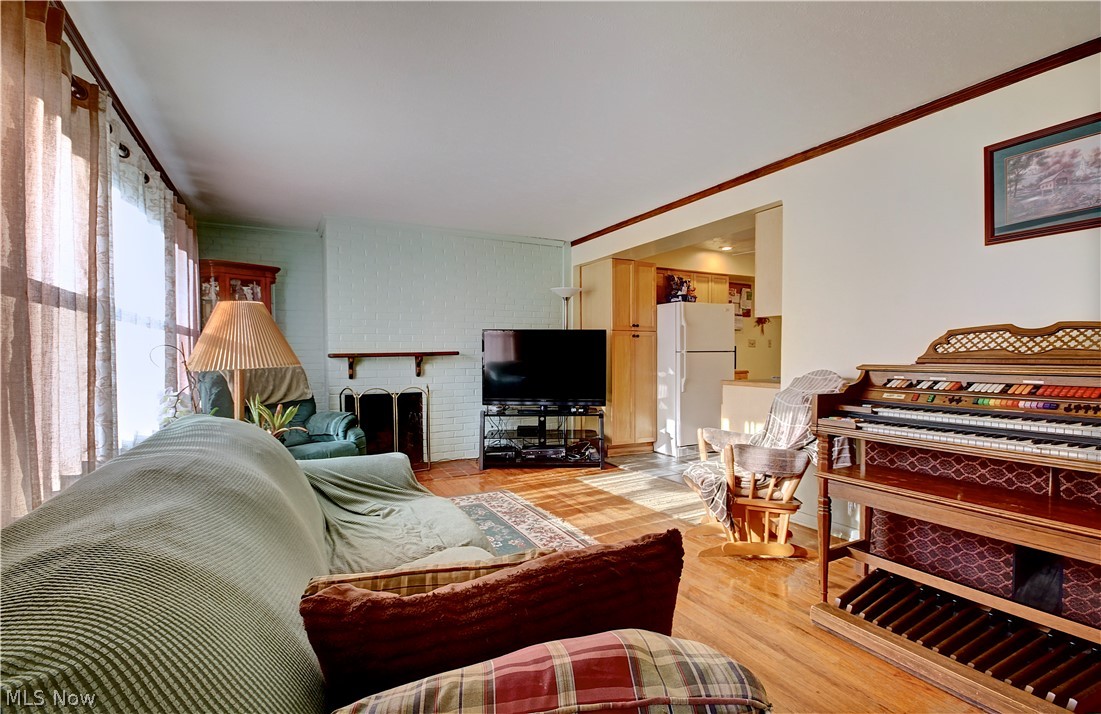 229 Fairfield Road Avon Lake, OH 44012 - Photo 4 of 31 Gallery Image 4