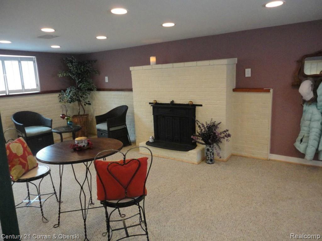 3945 Cone Avenue Rochester Hills, MI 48309 - Photo 16 of 28