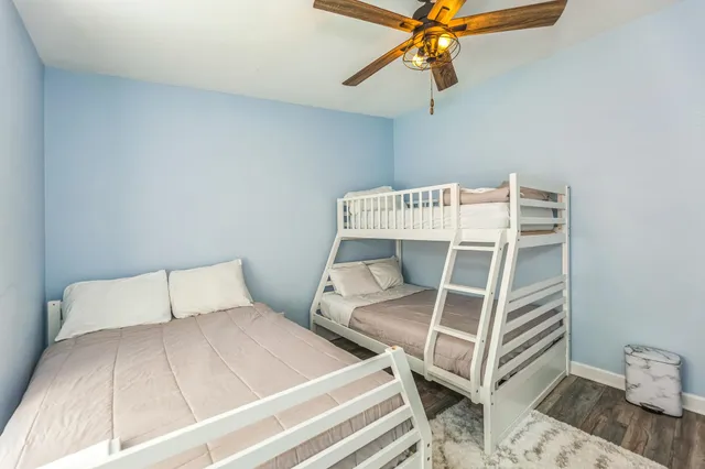 $599,000 | 33 Abbey Villa, Unit F, Fontana, WI 53125