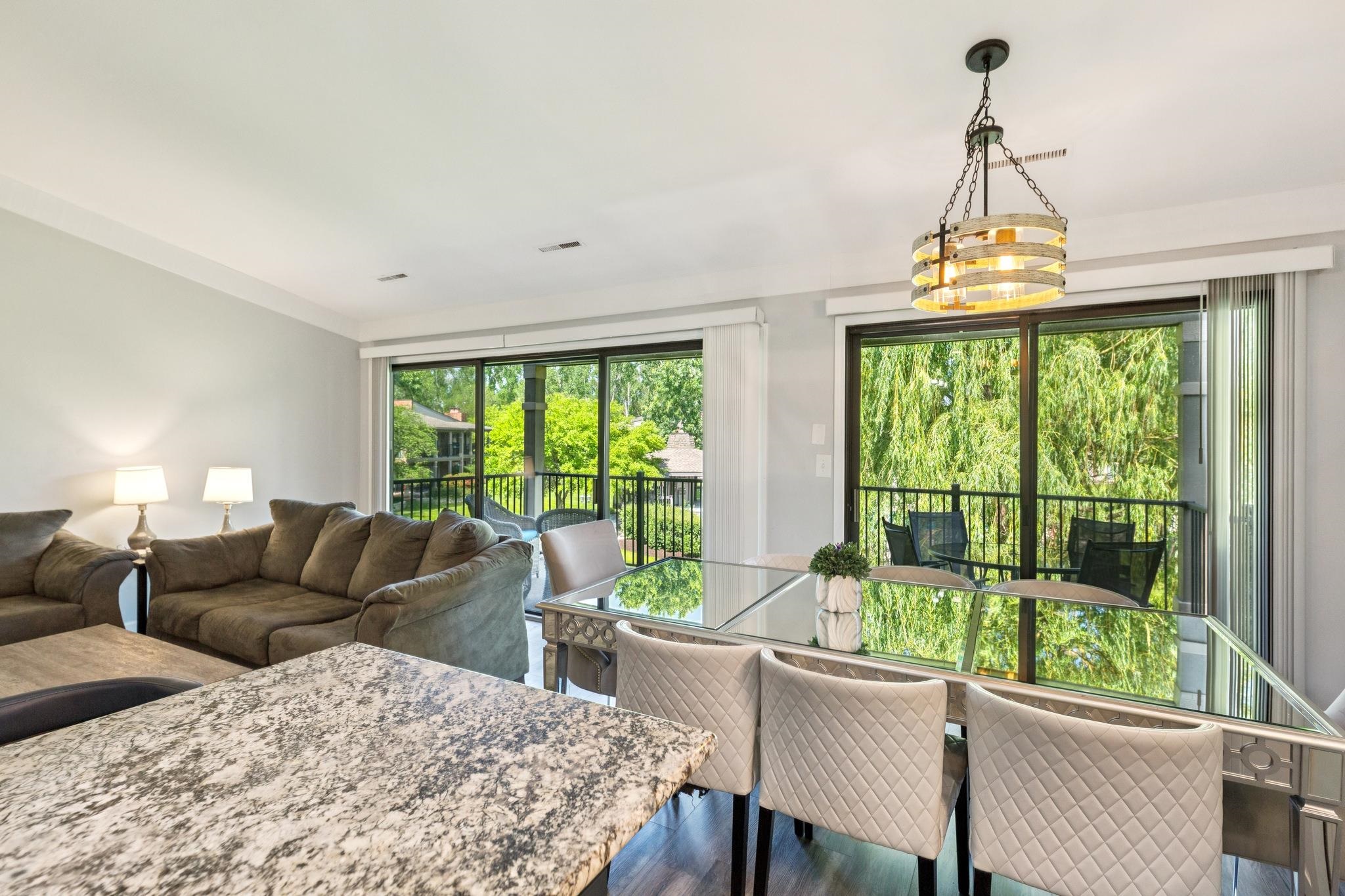 33 Abbey Villa Circle, Unit F Fontana, WI 53125 - Photo 7 of 16