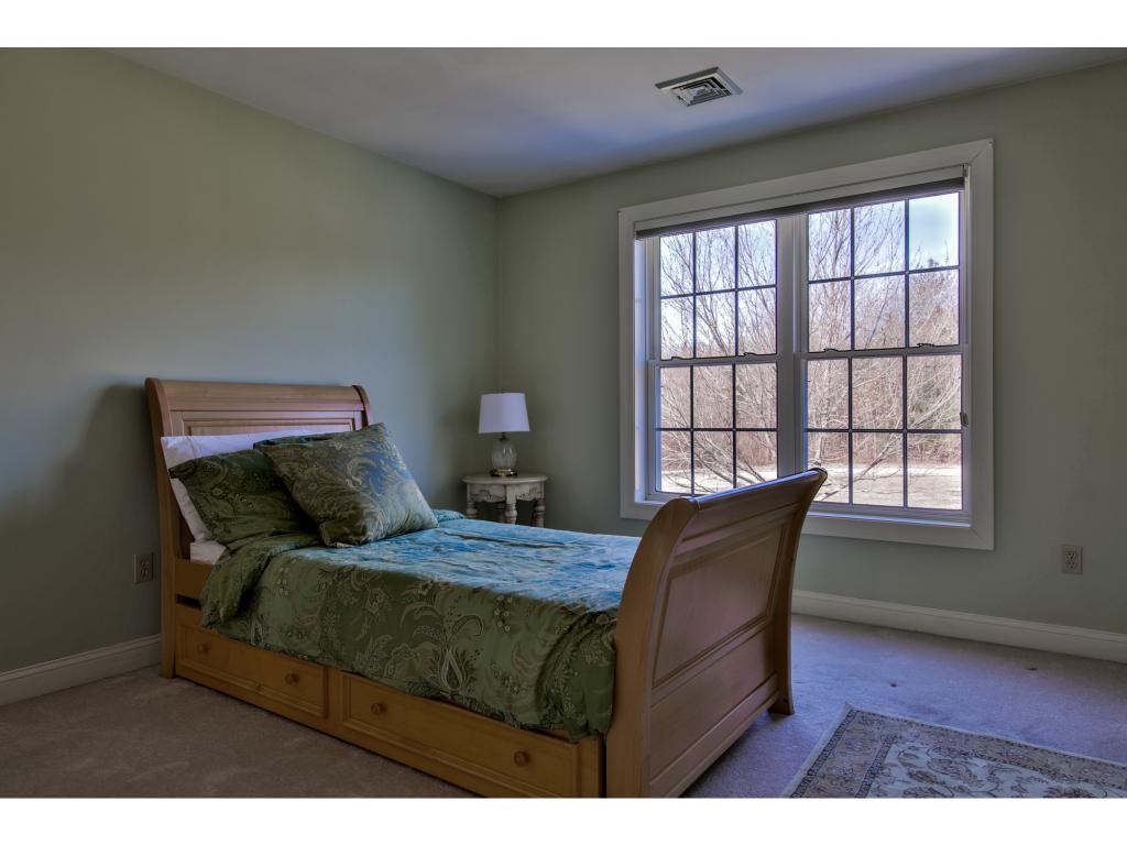 4 Yorkshire Road Windham, NH 03087 - Photo 23 of 31