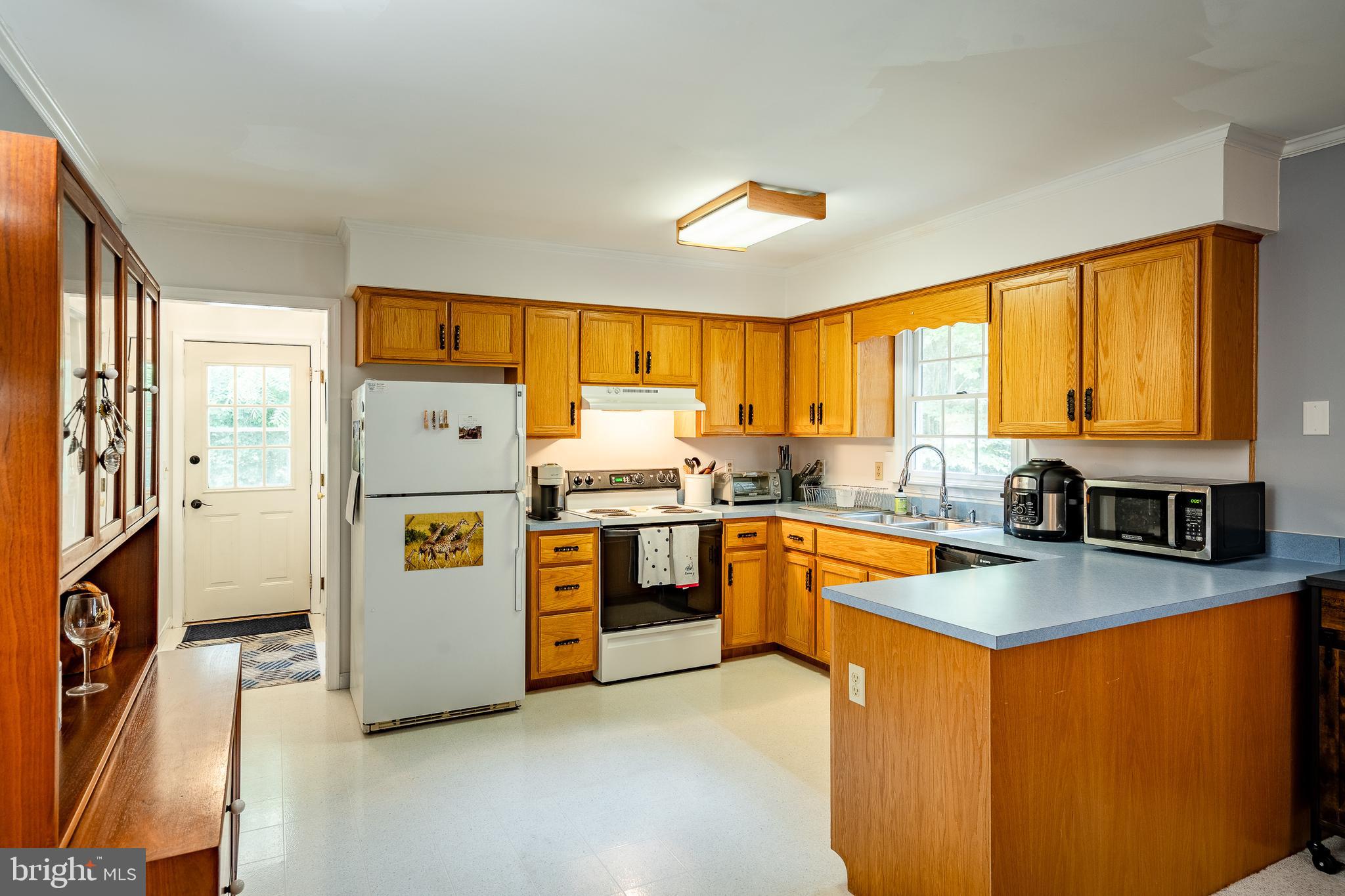 2114 Fast Landing Road Dover, DE 19901 - Photo 18 of 37 Kitchen
