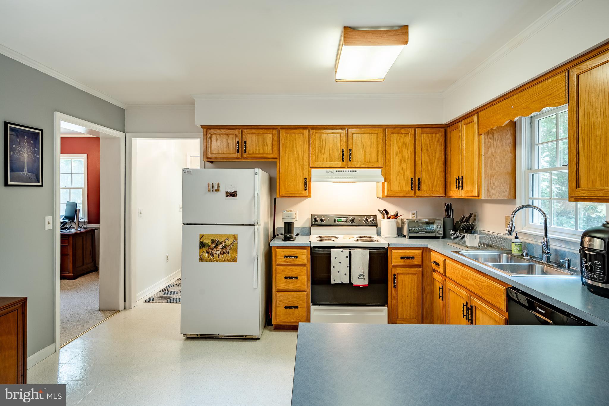 2114 Fast Landing Road Dover, DE 19901 - Photo 19 of 37 Kitchen