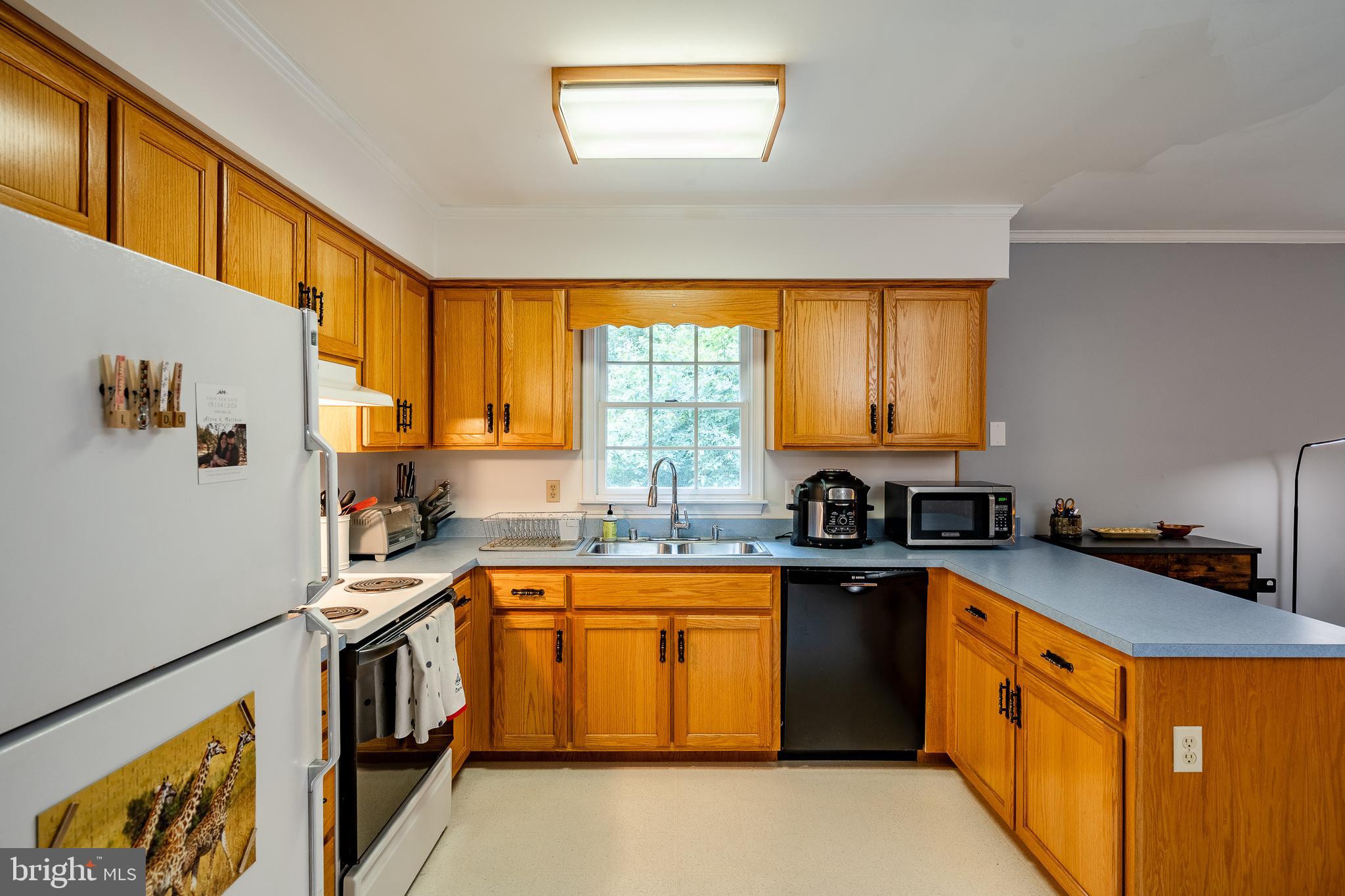 2114 Fast Landing Road Dover, DE 19901 - Photo 20 of 37 Kitchen