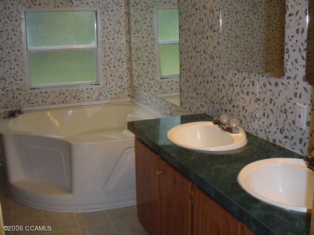 494 Ferry Road Havelock, NC 28532 - Photo 11 of 11 Principal Bathroom