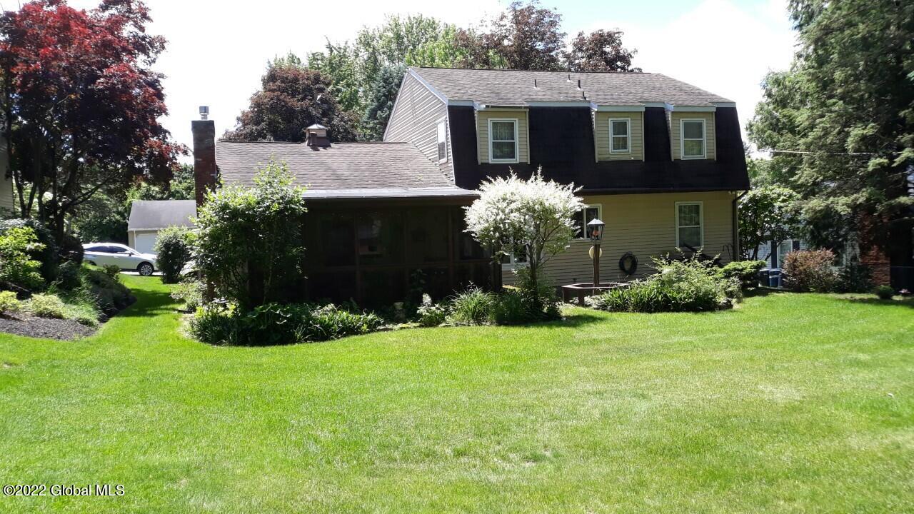 8 Pheasant Ridge Drive Colonie, NY 12211 - Photo 4 of 22 Back of House
