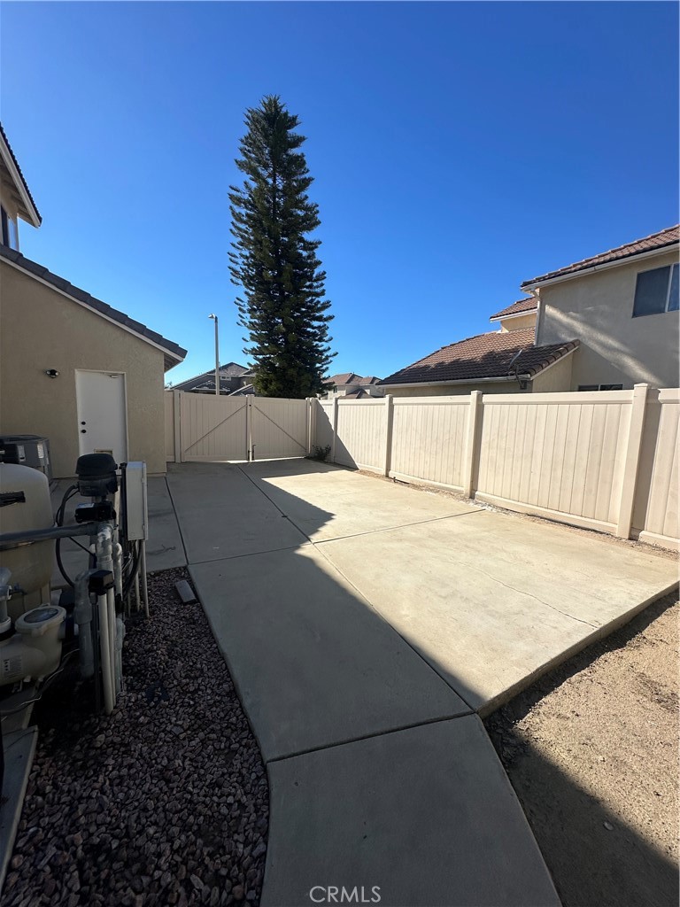 29652 Chandler Road Highland, CA 92346 - Photo 21 of 22