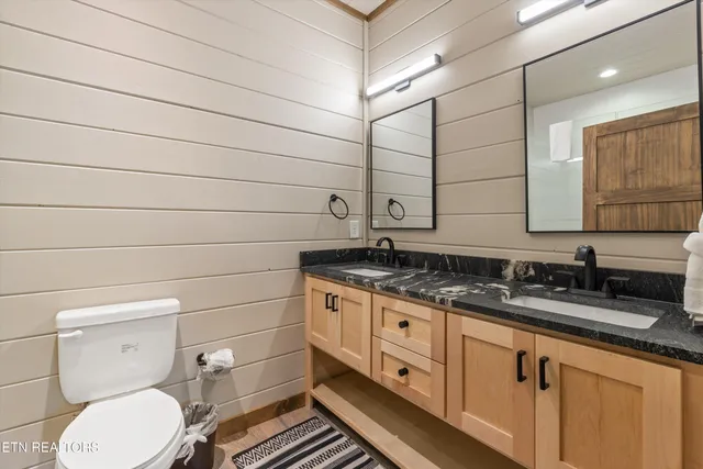 $1,350,000 | 906 Saddle Crk Way, Sevierville, TN 37862