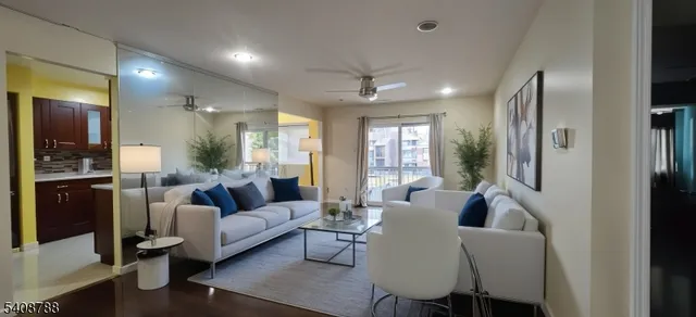 $415,000 | 806 Edison Glen Terrace, Unit 806, Edison, NJ 08837