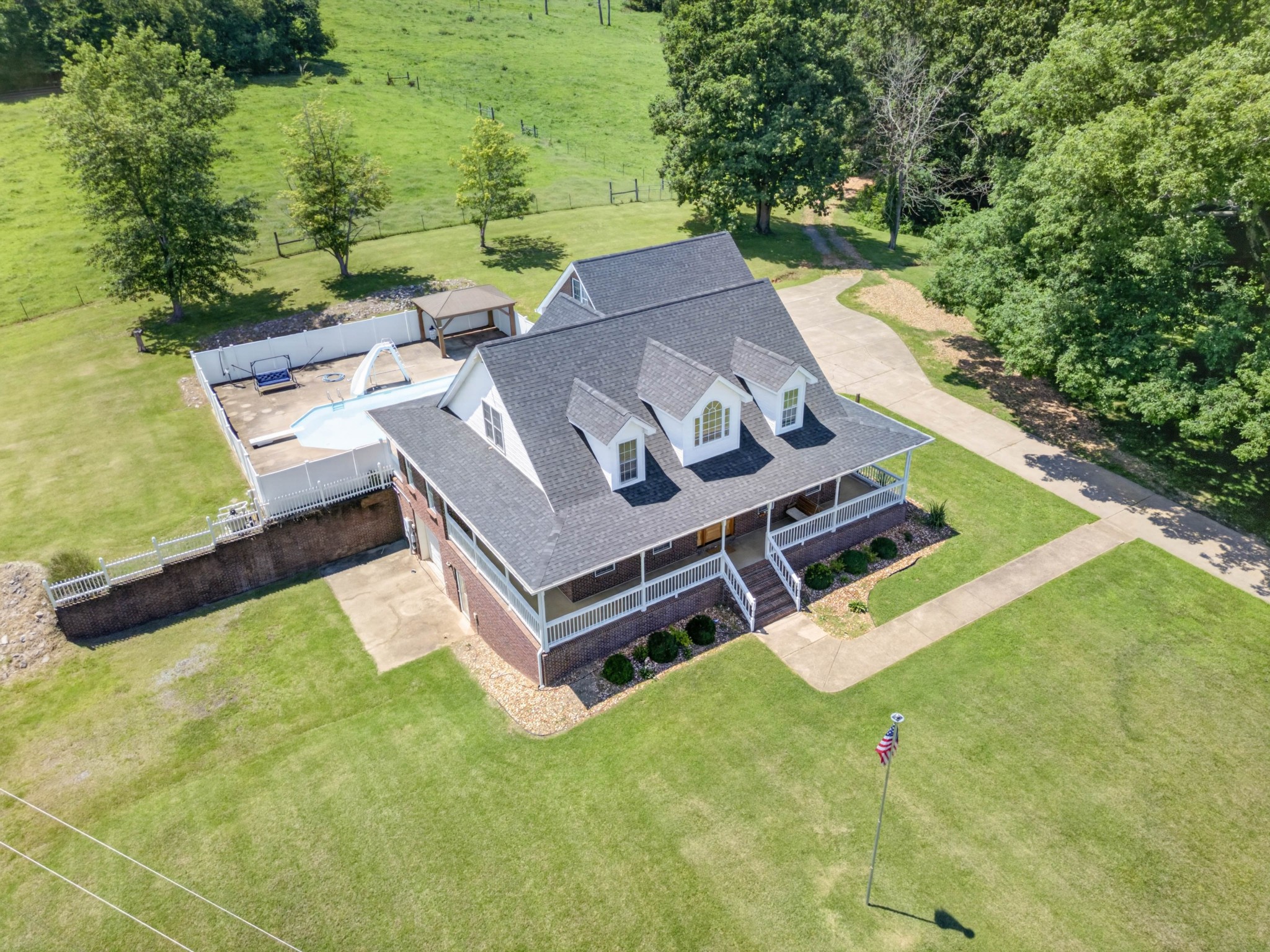 3989 Cadiz Road Bumpus Mills, TN 37028 - Photo 57 of 68