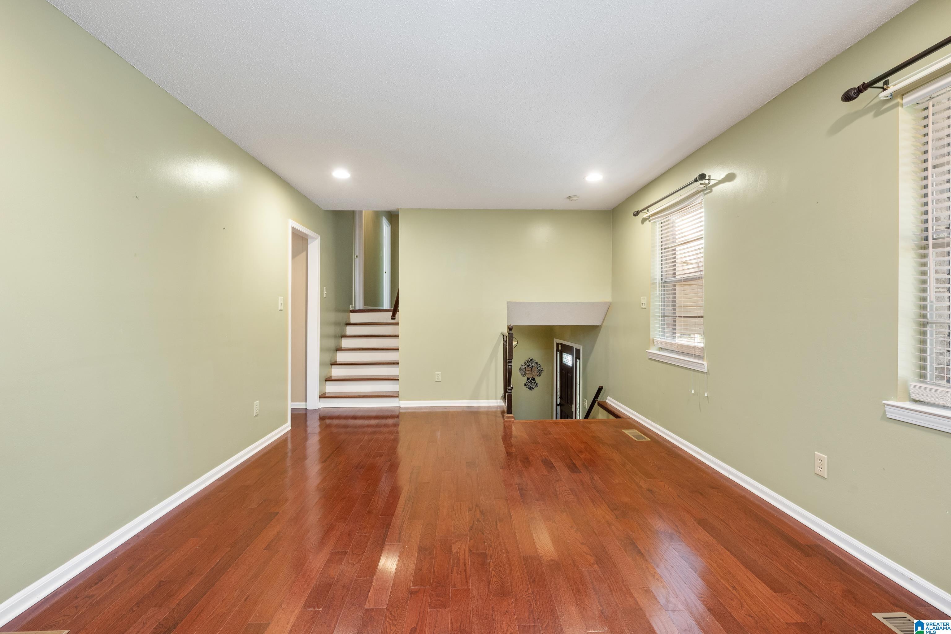 299 Fran Drive Alabaster, AL 35007 - Photo 14 of 40
