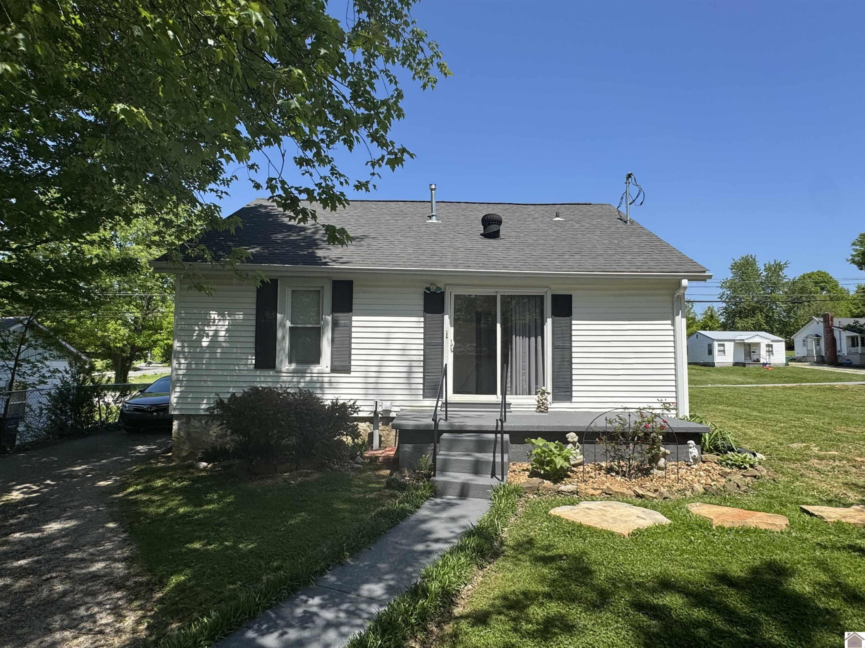 206 Dawson Road Princeton, KY 42445 - Photo 15 of 22 Photo 15