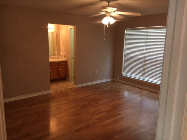 19795 Quartz Lane Robertsdale, AL 36567 - Photo 5 of 11 master bedroom
