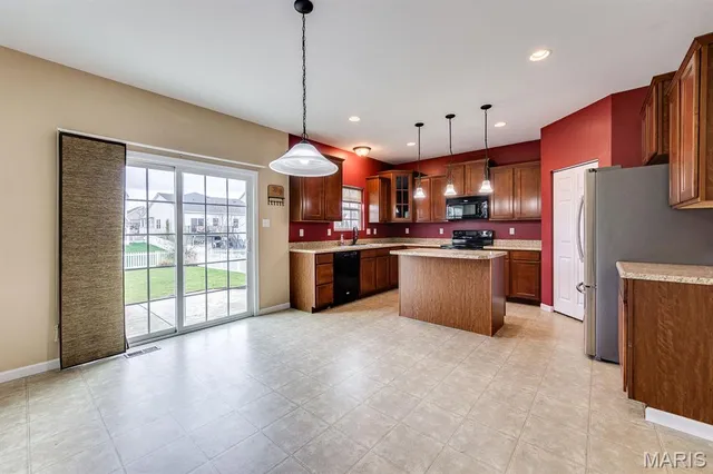 $2,800 | 1832 English Oak Drive, O'Fallon, MO 63367