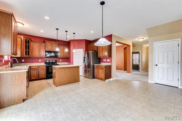 $2,800 | 1832 English Oak Drive, O'Fallon, MO 63367